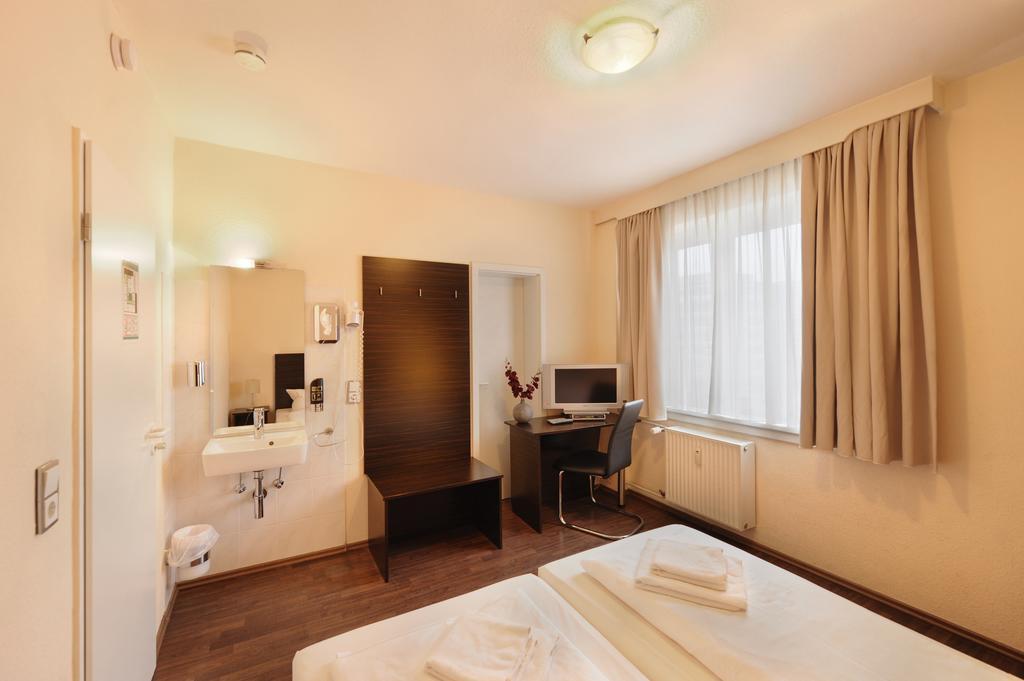 Hotel Fair Frankfurt - Europaallee Messe Frankfurt am Main