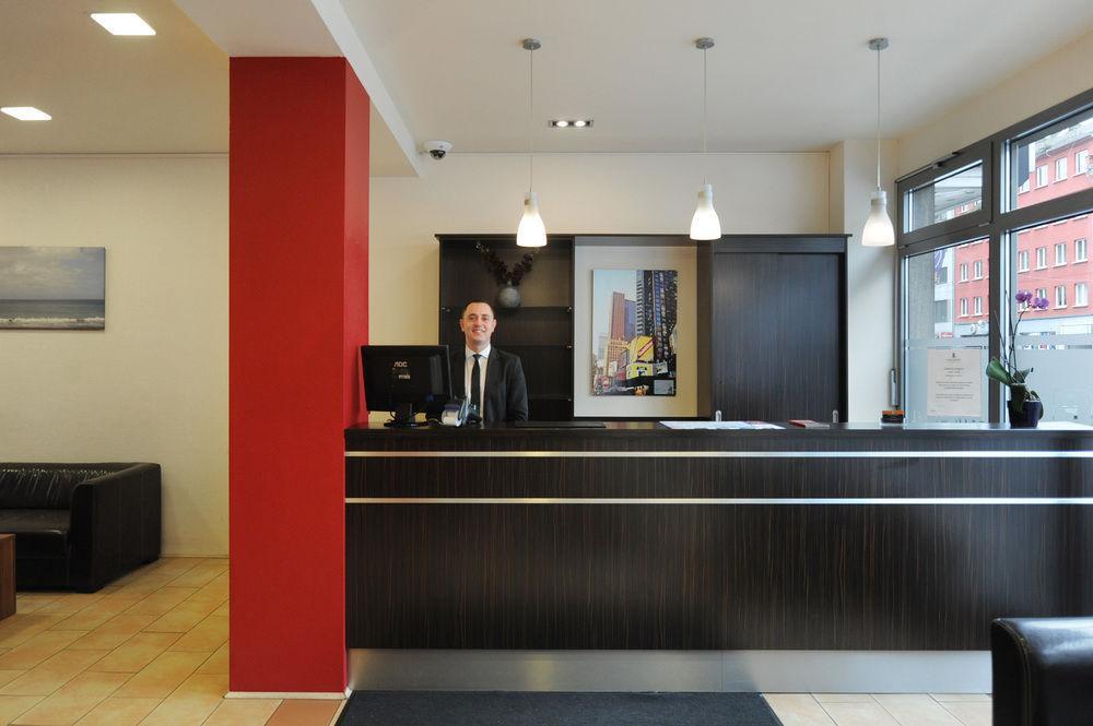 Hotel Fair Frankfurt - Europaallee Messe 3*